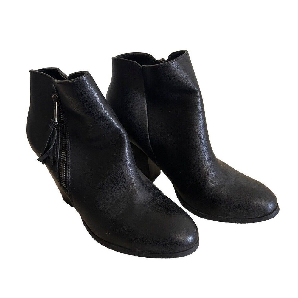 SHE & IN Women's Size 7.5 Black Chunky Heeled Ankle Boots with Tassels